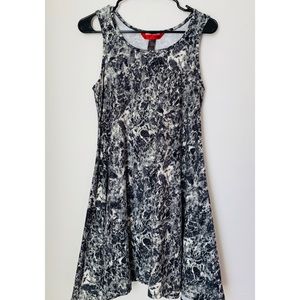 Sleeveless Casual Dress